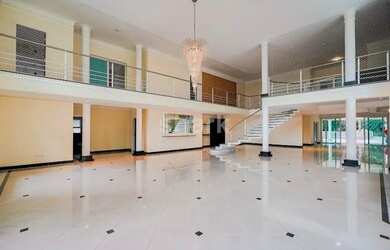 Imagem 7: Casa para venda e locação por R$12.000.000,00 ou R$ 42.000,00/mês em...