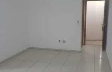 Imagem: O apartamento possui 2 Dormitórios, 2 Banheiros, 2 Vagas na