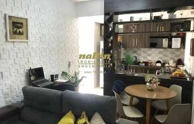 Imagem: O apartamento possui 2 Dormitórios, 1 Banheiro, 2 Vagas na