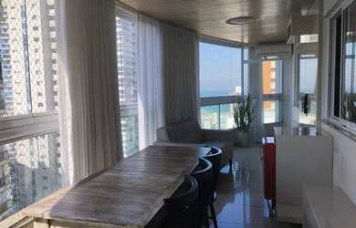 Imagem: O apartamento possui 3 Dormitórios, 3 Banheiros, 2 Vagas na