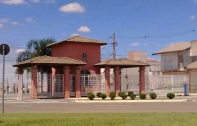 Imagem: O terreno possui 300m² de Área e está localizado em Jardim