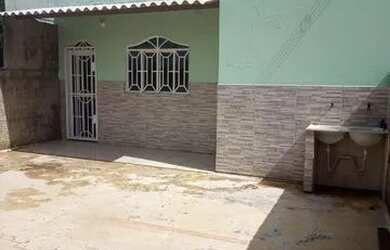 Imagem: O apartamento possui 2 Dormitórios, 1 Banheiro e está localizado