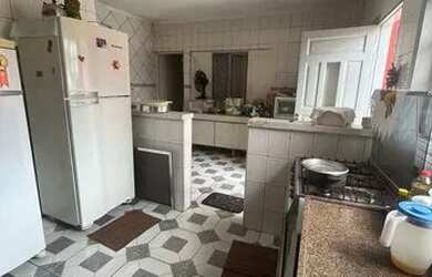 Imagem 6: Casa Térrea com salão compara venda tem 130 metros quadrados com 2 quartos...