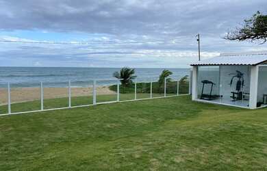 Imagem: A casa em condomínio possui 5 Dormitórios, 5 Banheiros, 2