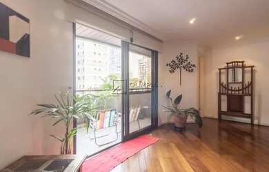 Imagem: O apartamento possui 4 Dormitórios, 3 Banheiros, 2 Vagas na