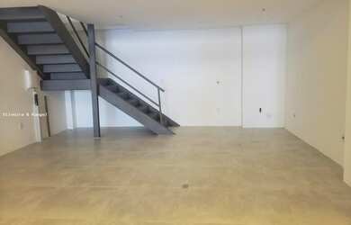 Imagem: O depósito possui 73m² de Área e está localizado em Caminho