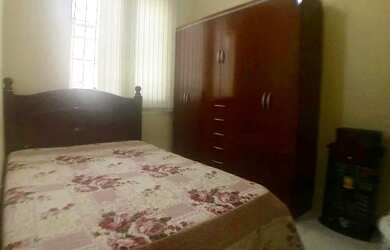 Imagem: A casa possui 2 Dormitórios, 1 Banheiro, 1 Vaga na garagem