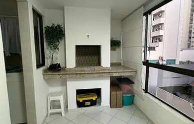 Imagem 1: Alugo ou vendo apartamento anual, 1 suíte + 1 dorm, 1 vaga privativa, ao lado do mar