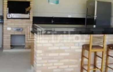 Imagem 2: Apartamento com 4 dormitórios e 1 suíte em um condomínio resort com...