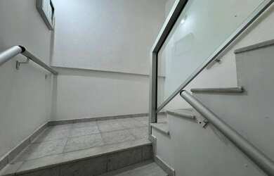 Imagem 8: Quarto e sala, vaga de garagem, aceita financiamento