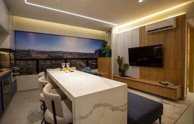 Imagem: O apartamento possui 2 Dormitórios, 2 Banheiros, 2 Vagas na