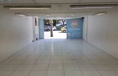 Imagem: O depósito para alugar possui e está localizado em Jardim