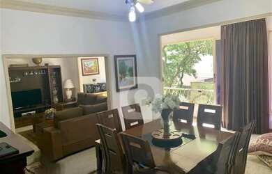 Imagem: O apartamento possui 4 Dormitórios, 3 Banheiros, 1 Vaga na