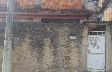 Imagem: A casa possui 2 Dormitórios, 1 Banheiro, 80m² de Área e