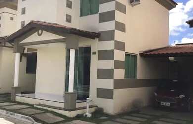 Imagem: A casa em condomínio possui 3 Dormitórios, 3 Banheiros, 2