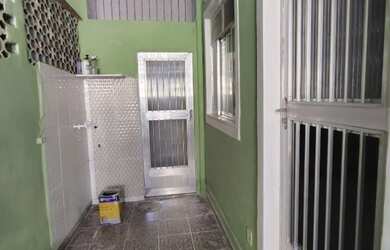 Imagem 13: Casa térrea independente de 01 quarto na rua Enéas Martins perto da...