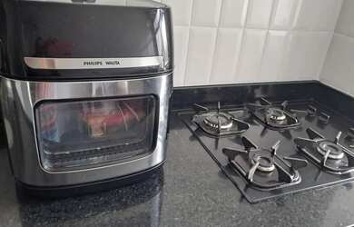 Imagem 10: Mar e montanha. Acomodam 4 pessoas, 1 Vaga na garageme2 Dormitórios