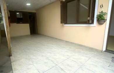 Imagem 4: CAXIAS DO SUL - Casa Padrão - DESVIO RIZZO