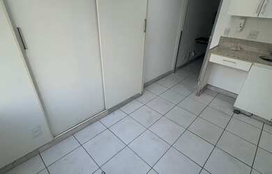 Imagem 2: Sala,consultório,Lourdes,funcionários