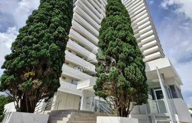 Imagem: O apartamento possui 4 Dormitórios, 5 Banheiros, 4 Vagas na