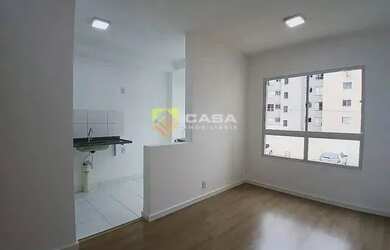 Imagem: O apartamento possui 2 Dormitórios, 1 Banheiro, 1 Vaga na garagem