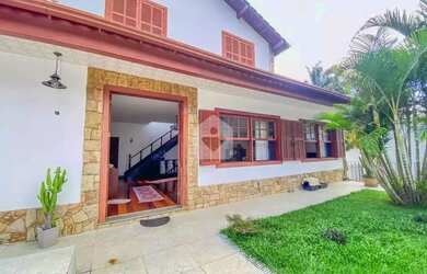 Imagem: Casa à venda com 6 suítes, 553m² - Quitandinha - Petrópolis/RJ