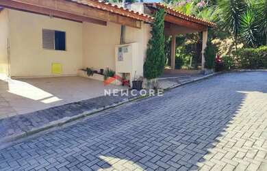 Imagem: A casa em condomínio possui 2 Dormitórios, 2 Banheiros, 2