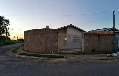 Imagem: Casa pra alugar bairro Santa teresinha