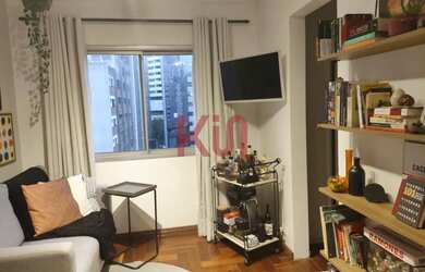 Imagem: O apartamento possui 1 Dormitório, 1 Banheiro, 1 Vaga na garagem