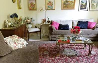 Imagem 8: Casa no Jardim Lindóia. Churrasqueira, Varanda, 290m² de Áreae2 Vagas...