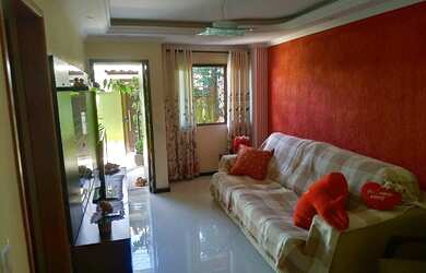 Imagem: A casa possui 2 Dormitórios, 2 Banheiros, 1 Vaga na garagem