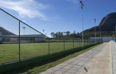 Imagem: Lote/Terreno para venda tem 360 metros quadrados em Cajueiros