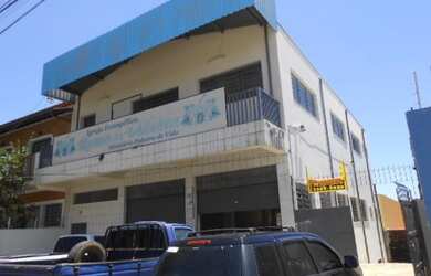 Imagem: O depósito possui 5 Vagas na garagem, 467m² de Área e está