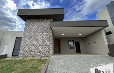 Imagem: A casa em condomínio possui 3 Dormitórios, 4 Banheiros, 4