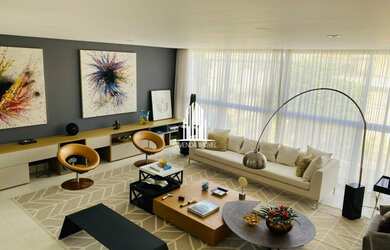 Imagem 1: Casa Alphasitio. Piscina, Churrasqueira, VarandaeGuarda roupa