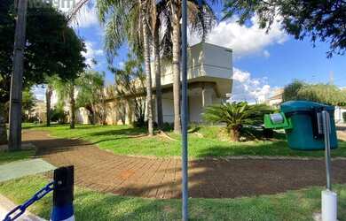 Imagem 2: Sobrado com 3 dormitórios à venda, 300 m² por R$ 980.000,00 - H.U....