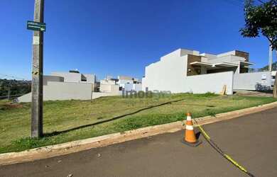 Imagem: O terreno possui 252m² de Área e está localizado em Jardim