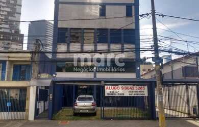 Imagem: O depósito possui 5 Vagas na garagem, 836m² de Área e está