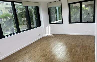 Imagem: O depósito possui 92m² de Área e está localizado em Bairro