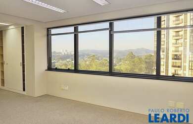 Imagem 10: CONJ. COMERCIAL - ALPHAVILLE - SP