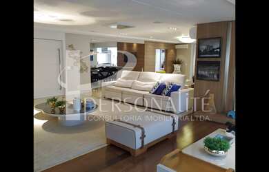 Imagem: O apartamento possui 4 Dormitórios, 5 Banheiros, 5 Vagas na