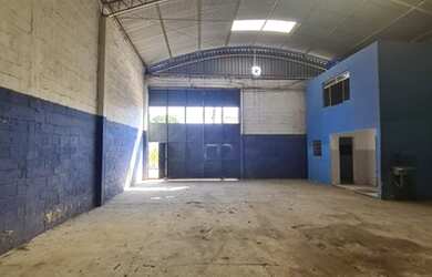 Imagem 1: Galpão/Depósito/Armazém para aluguel com 370 metros quadrados em Boa...