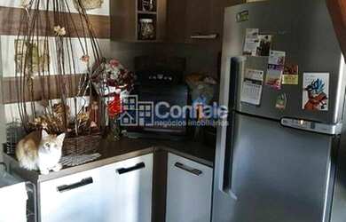 Imagem: A casa possui 2 Dormitórios, 1 Banheiro, 1 Vaga na garagem