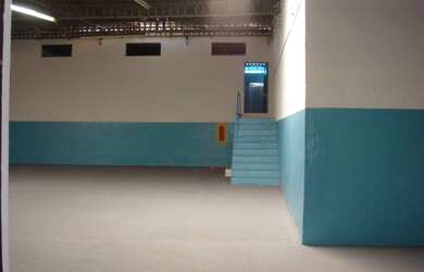 Imagem: O depósito possui 1000m² de Área e está localizado em Vila