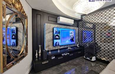 Imagem: A casa e possui 3 Dormitórios, Suítes, 4 Banheiros, 2 Vagas