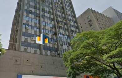 Imagem: O depósito possui 3 Vagas na garagem, 448m² de Área, Imóvel