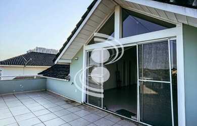 Imagem 4: Espetacular Residência Triplex no Condomínio Cristal Lake