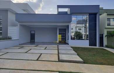 Imagem: A casa em condomínio possui 3 Dormitórios, 3 Banheiros, 4