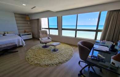 Imagem: O apartamento possui 4 Dormitórios, 5 Banheiros, 3 Vagas na