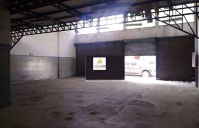 Imagem: O depósito possui 1 Vaga na garagem, 270m² de Área e está